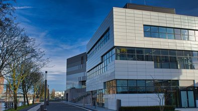 Okolí univerzitních budov bude upraveno