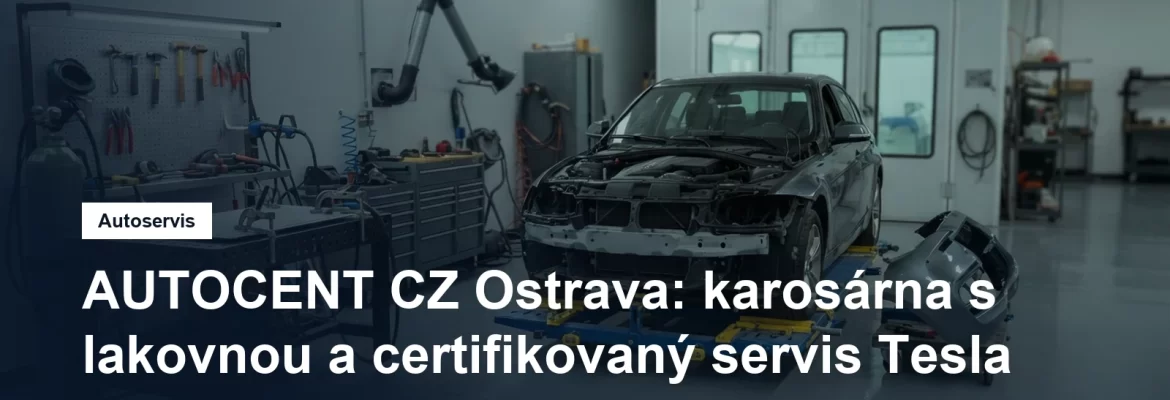 Lakovna a karosářské pracoviště autoservisu v Ostravě, osobní vůz s odkrytým předním dílem karoserie a odsávací kabina