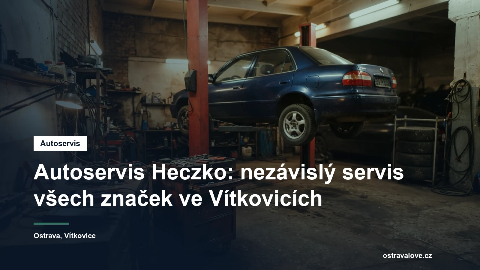 Dílna nezávislého autoservisu v Ostravě, osobní vůz na zvedáku a vedle něj pracoviště autoelektrikáře