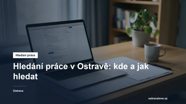 Notebook s nabídkami práce a životopisem