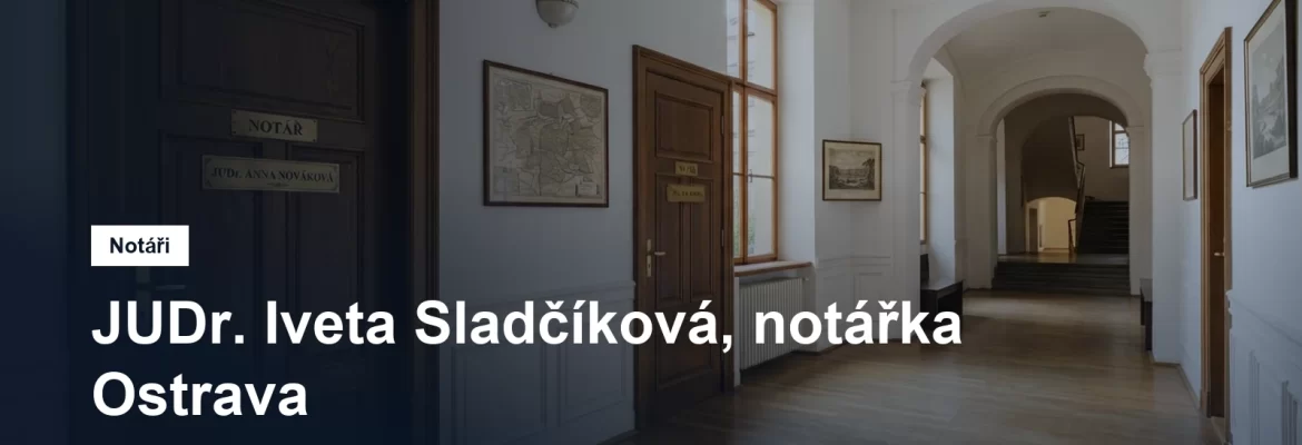 Chodba s notářskými kancelářemi v budově Na Hradbách v Ostravě