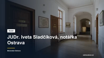 Chodba s notářskými kancelářemi v budově Na Hradbách v Ostravě