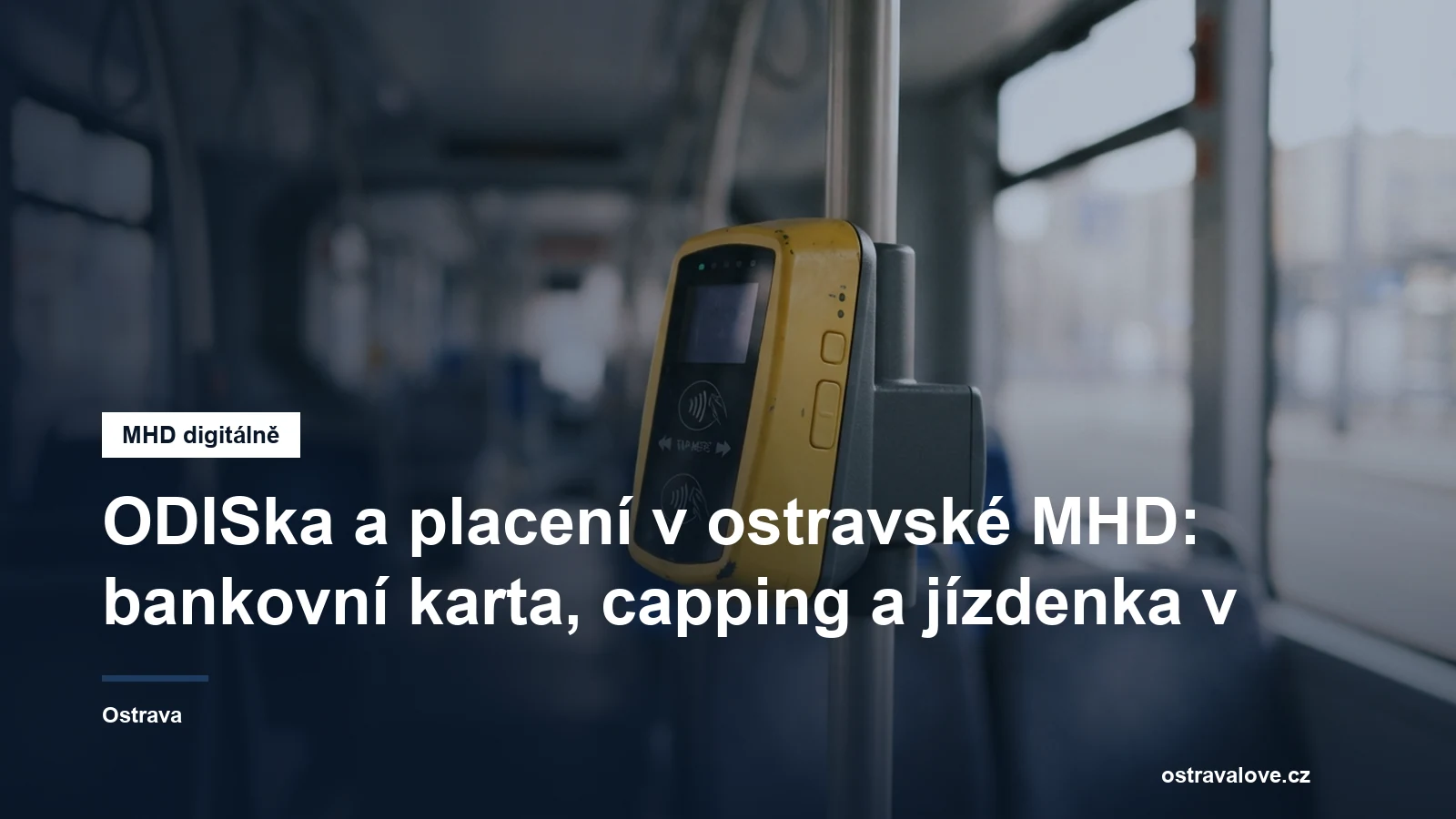 Žlutý terminál na platbu kartou ve vozidle MHD