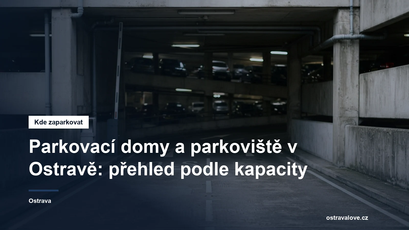 Vjezd do patrového parkovacího domu se závorou a značením pater