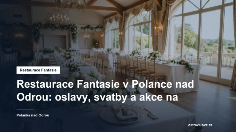Slavnostně prostřený sál pro oslavu