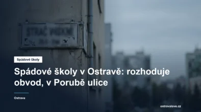 Ukazatel na rohu ulice s cedulemi