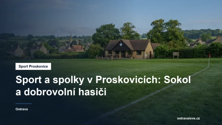 Travnaté hřiště a sportovní zázemí v obci