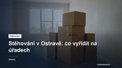 Stěhovací krabice v prázdném bytě