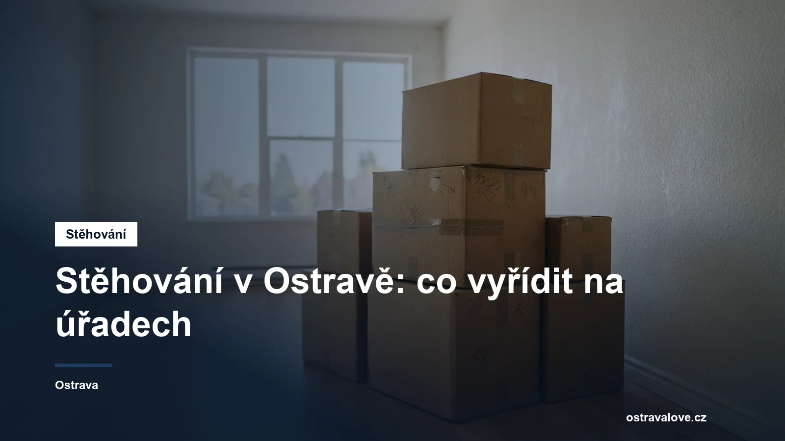 Stěhovací krabice v prázdném bytě