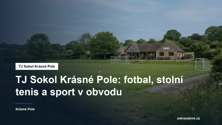 Sportovní areál s fotbalovým hřištěm a zázemím